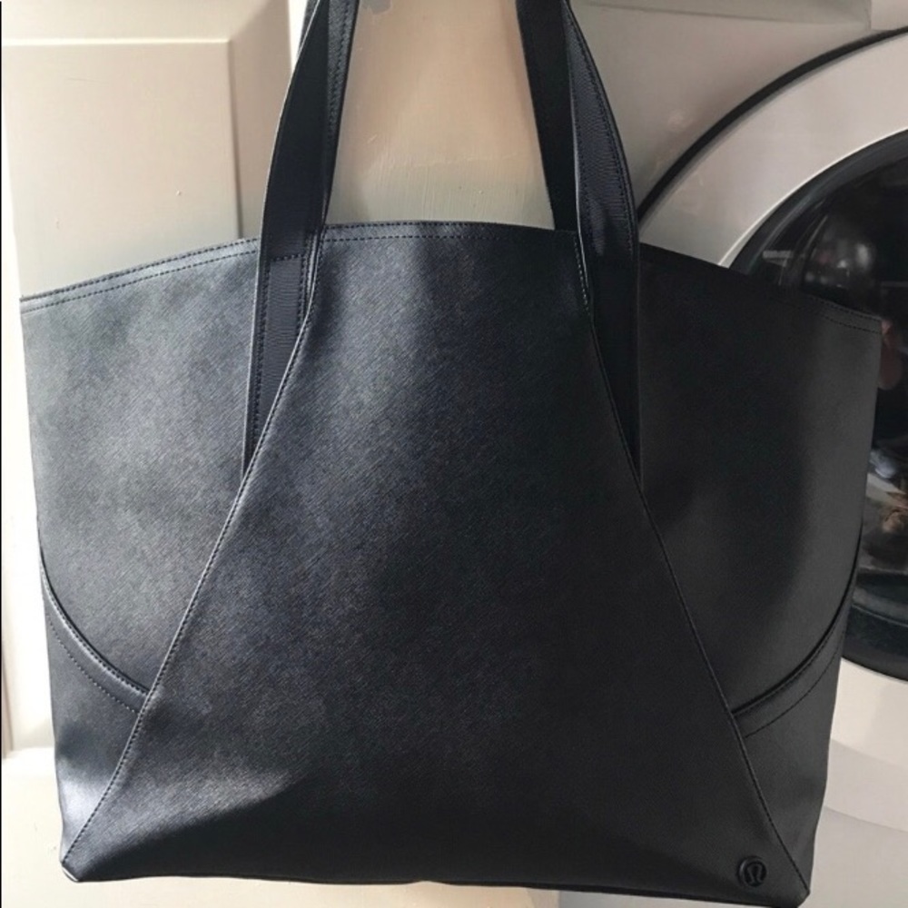 Lululemon All Day XL Tote